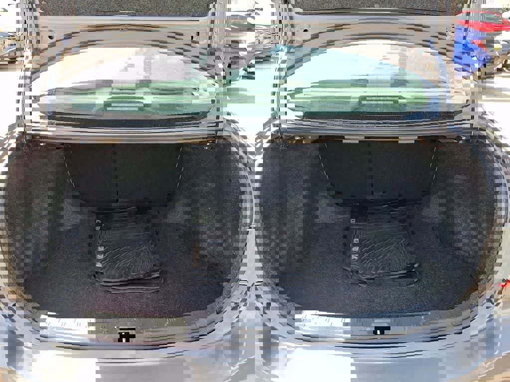 Used 2013 Toyota Corolla L image 28