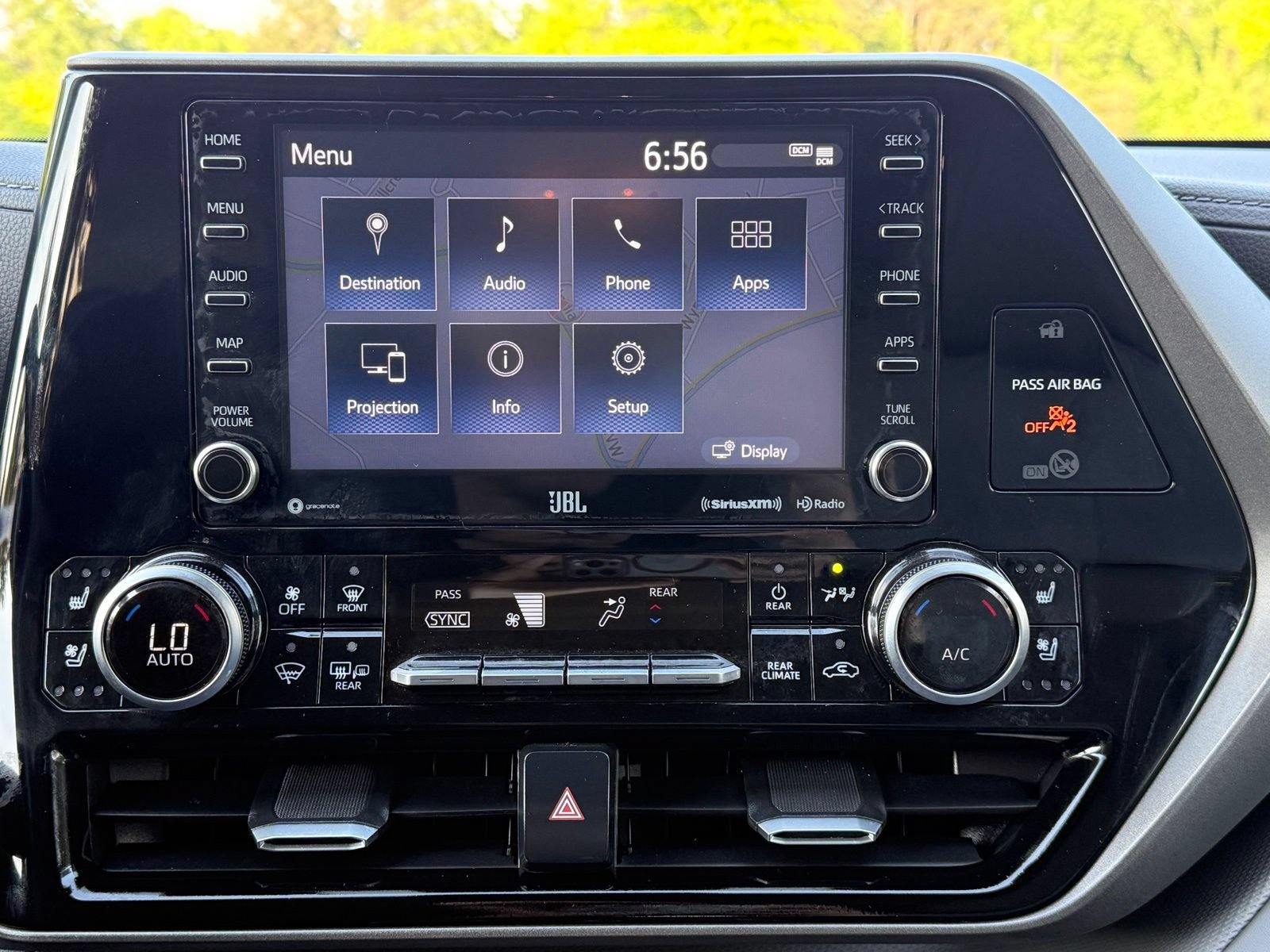 Used 2020 Toyota Highlander Limited AWD/4WD image 28
