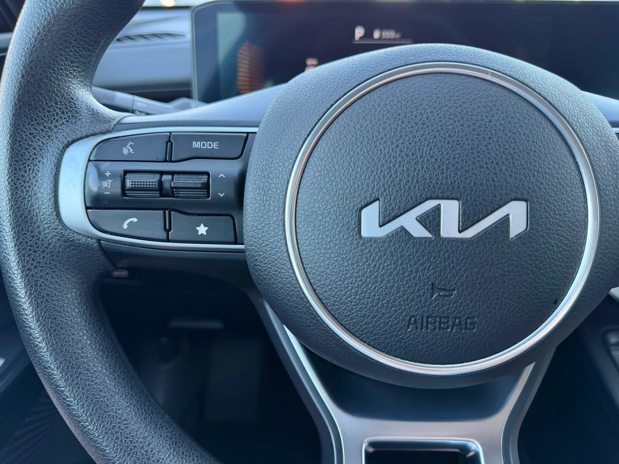 Used 2025 Kia K5 LXS FWD image 30
