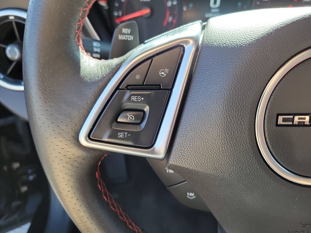 Used 2016 Chevrolet Camaro SS RWD image 5