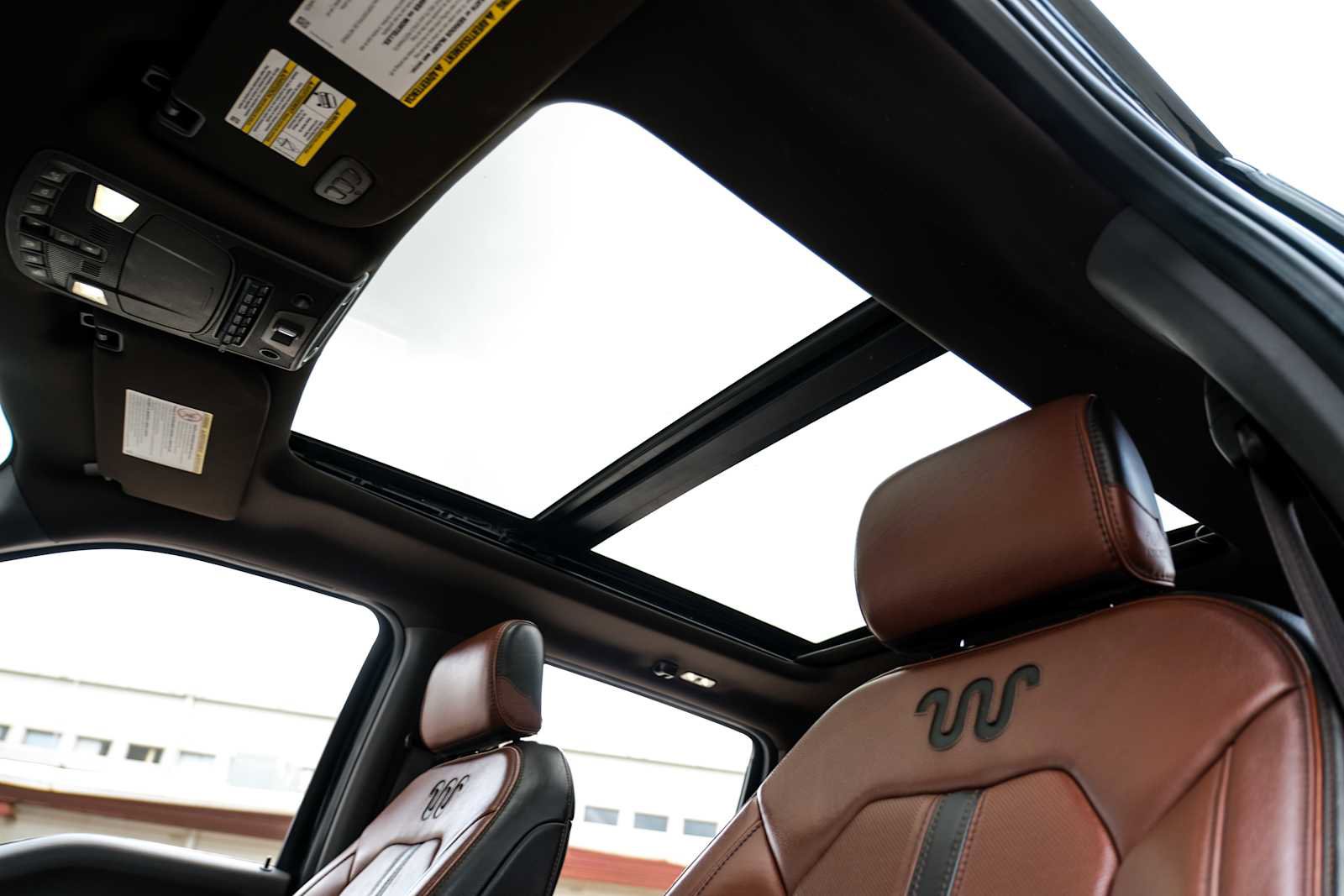 Used 2022 Ford F250 King Ranch w/ King Ranch Ultimate Package image 5