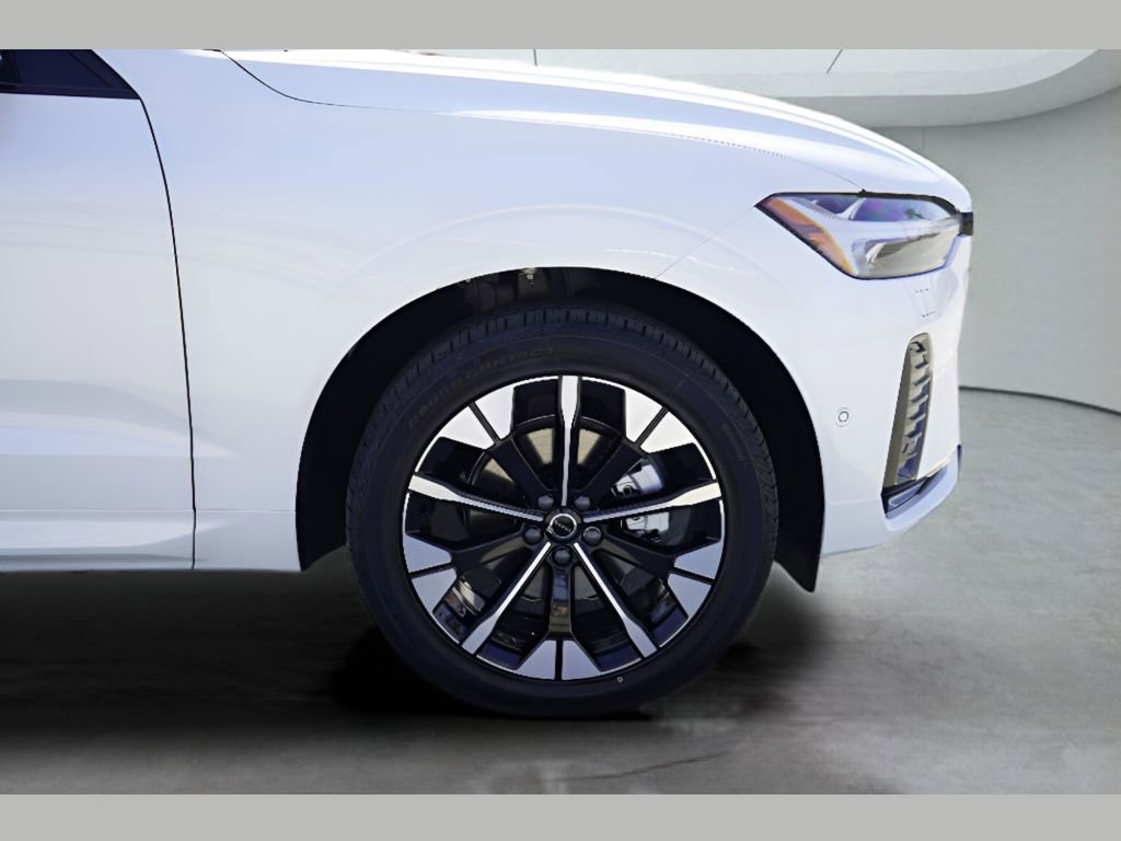 New 2026 Volvo XC60 B5 Plus w/ Protection Package Premier AWD/4WD image 23