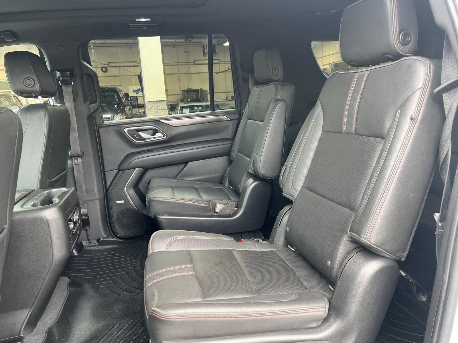 Used 2021 Chevrolet Suburban RST w/ Luxury Package AWD/4WD image 24