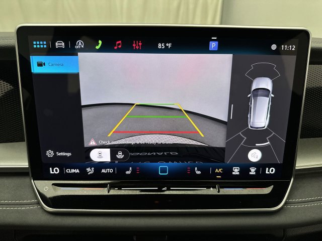 Certified 2026 Volkswagen Tiguan SE R-Line AWD/4WD image 18