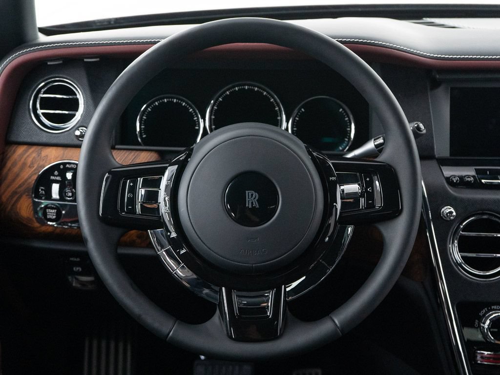 Certified 2023 Rolls-Royce Cullinan AWD/4WD image 36