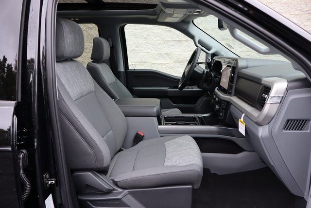 New 2026 Ford F350 XLT w/ XLT Premium Package image 40