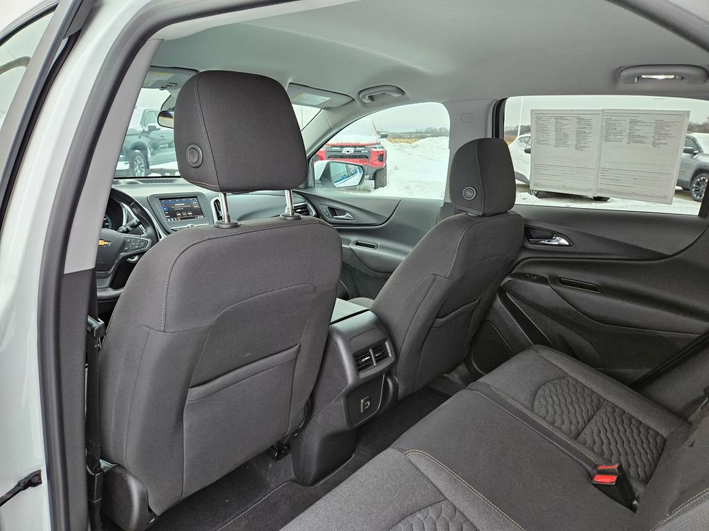 Used 2021 Chevrolet Equinox LT image 26