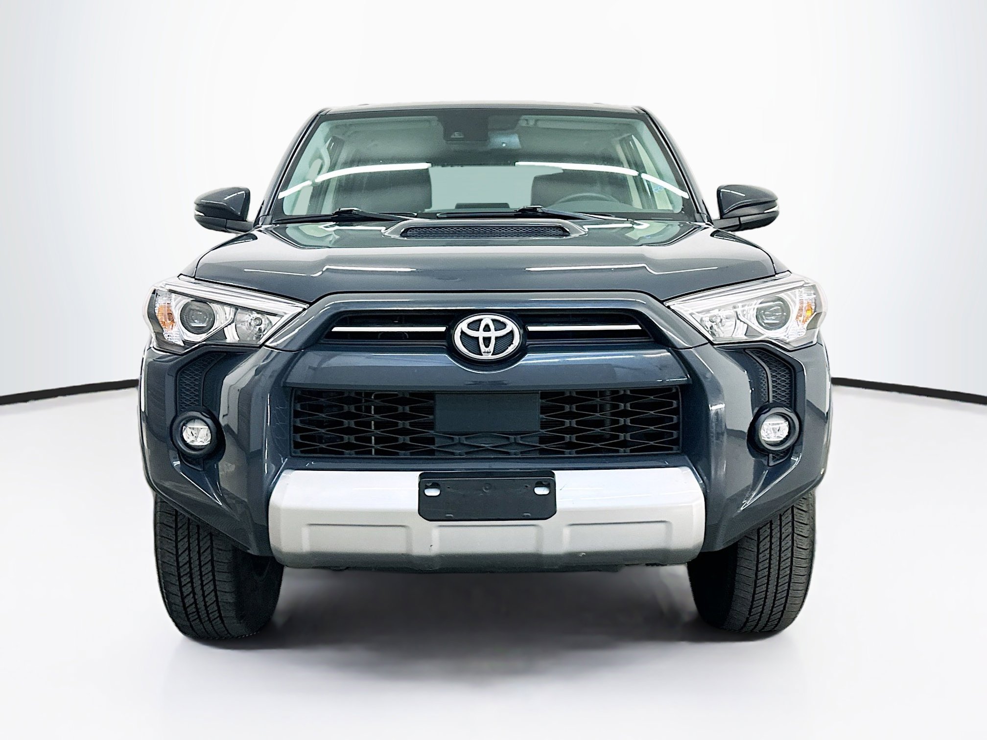 Used 2024 Toyota 4Runner TRD Off-Road Premium AWD/4WD image 2