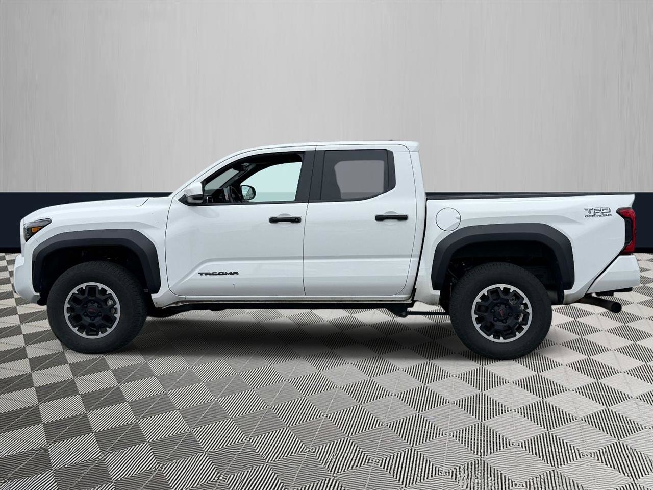 Used 2024 Toyota Tacoma TRD Off-Road AWD/4WD image 3