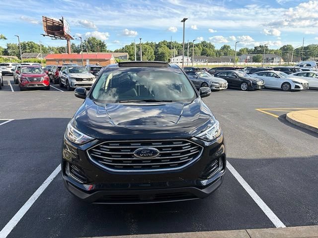 Used 2019 Ford Edge SEL w/ Equipment Group 201A FWD image 12