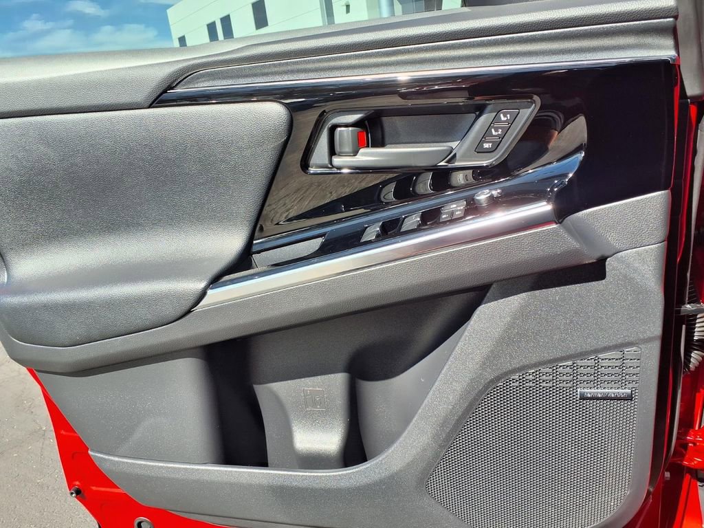 Certified 2023 Subaru Solterra AWD image 28