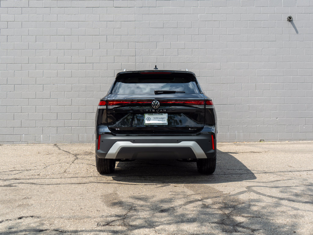 New 2026 Volkswagen Tiguan SE AWD/4WD image 5