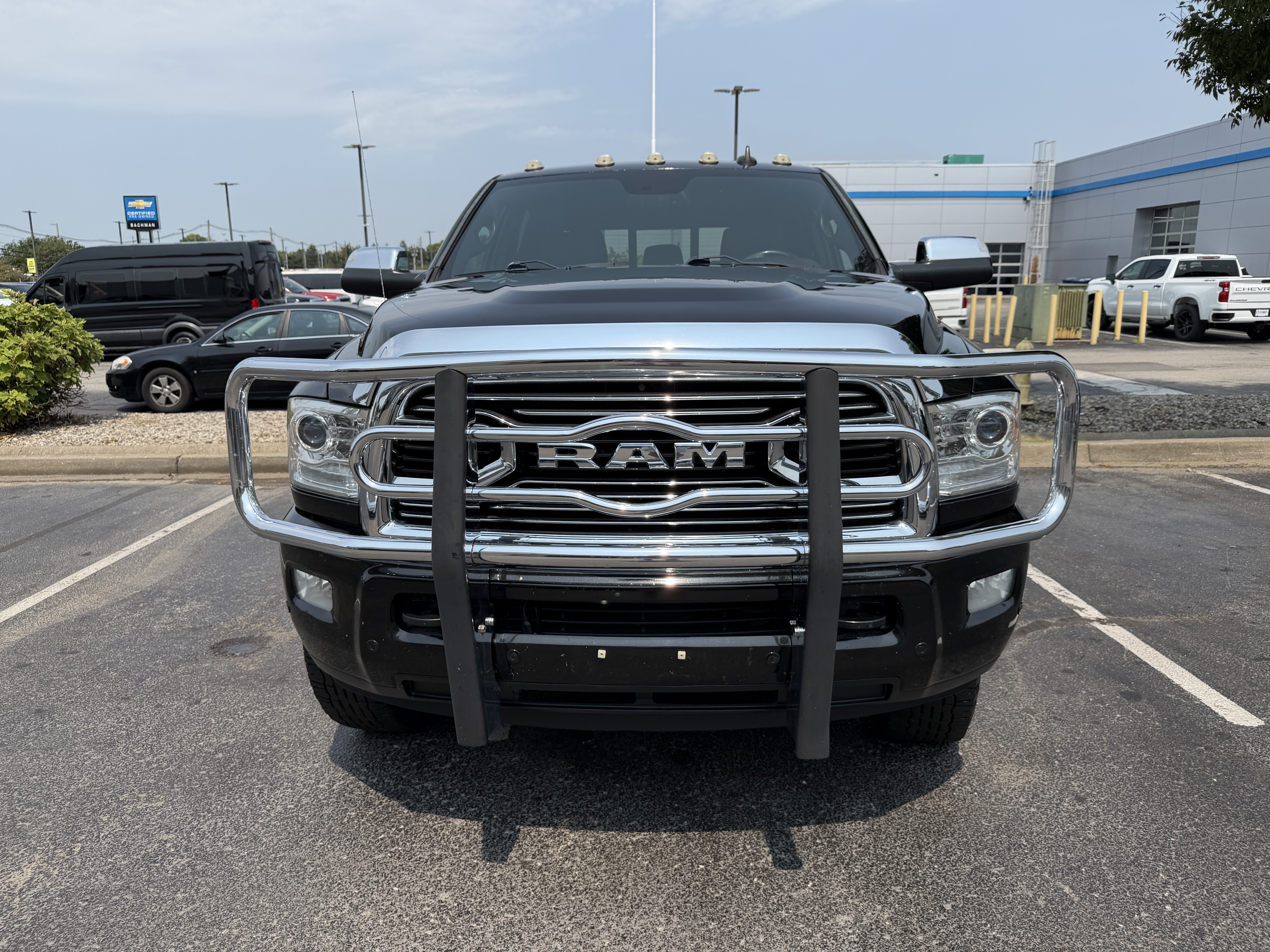 Used 2017 RAM 2500 Limited AWD/4WD image 3