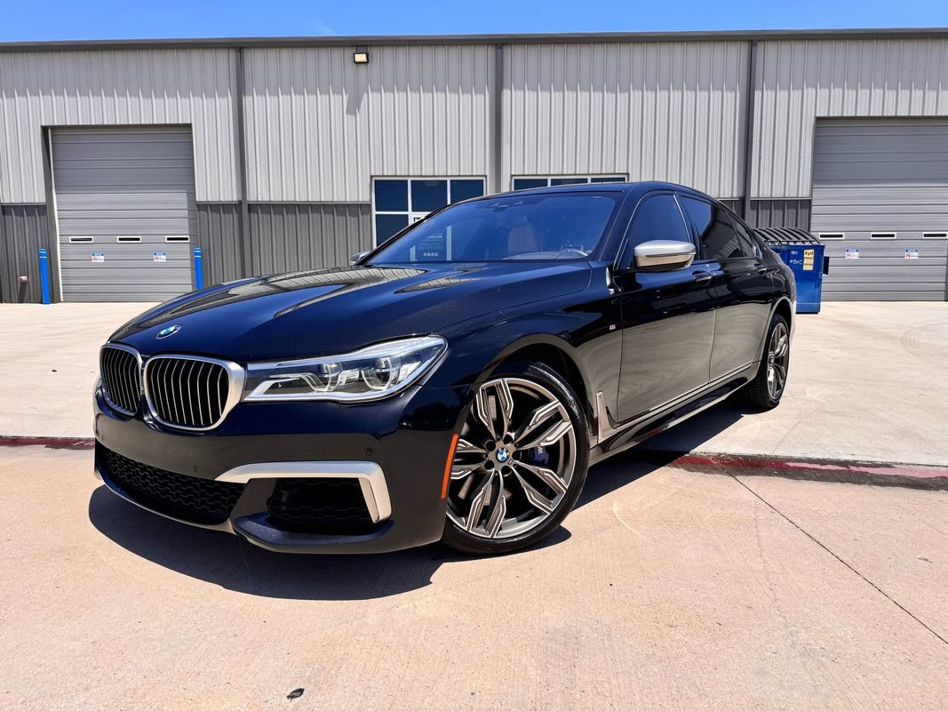 Used 2018 BMW M760i xDrive AWD/4WD image 1