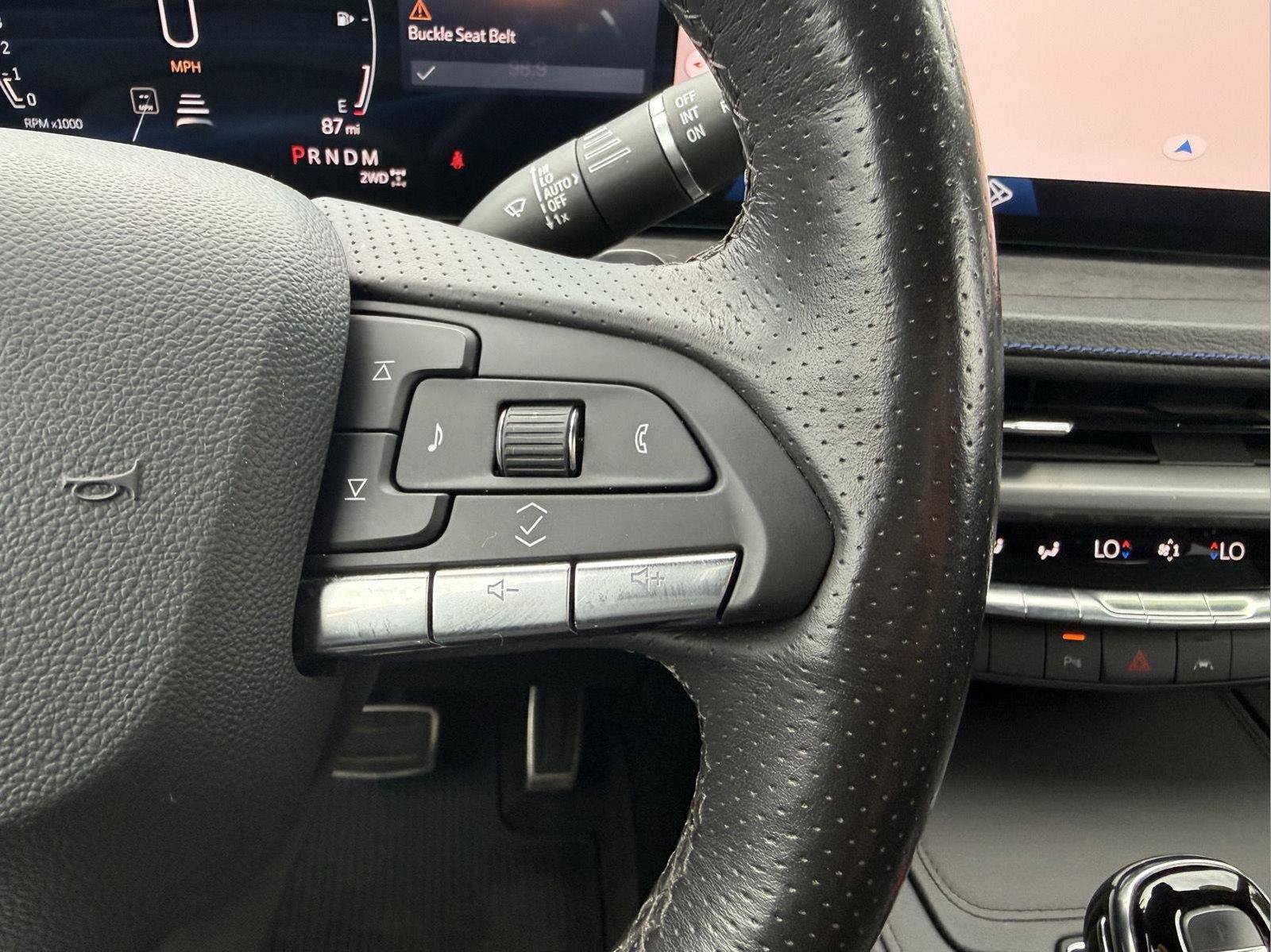 Used 2024 Cadillac XT4 Sport AWD/4WD image 13