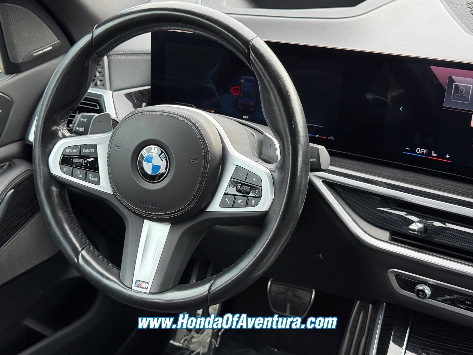 Used 2024 BMW X5 sDrive40i w/ M Sport Package RWD image 16