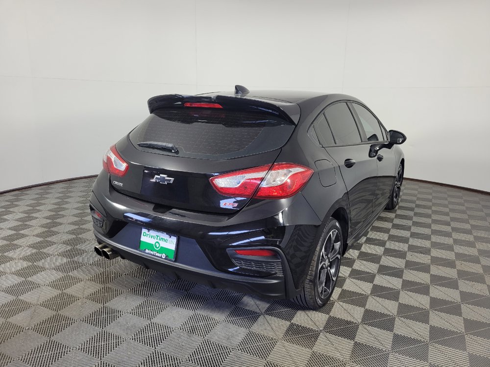 Used 2019 Chevrolet Cruze LT w/ RS Package FWD image 9