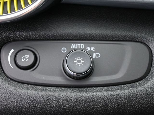 New 2026 Chevrolet Trax LT w/ Driver Confidence Package FWD image 35