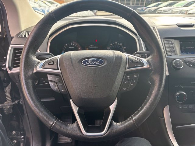 Used 2016 Ford Edge SEL AWD/4WD image 10