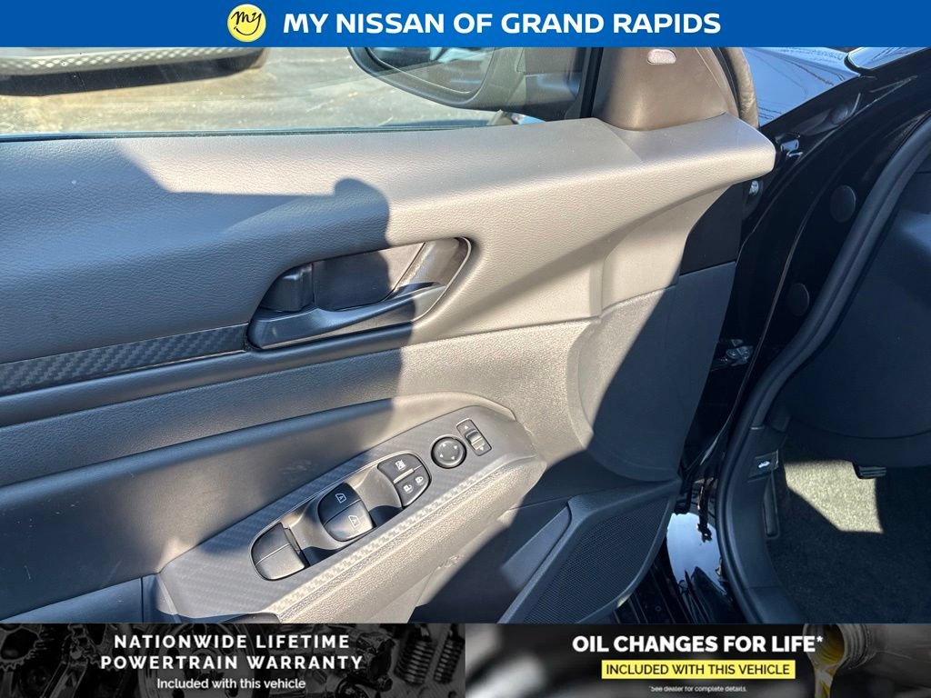 New 2026 Nissan Altima 2.5 SV FWD image 12