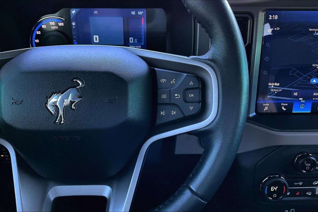 Used 2024 Ford Bronco Wildtrak image 11