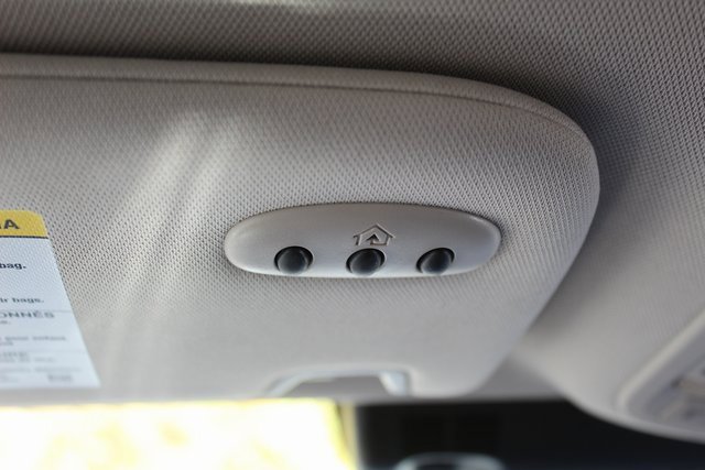 Certified 2023 Lincoln Nautilus Reserve w/ Equipment Group 201A image 32