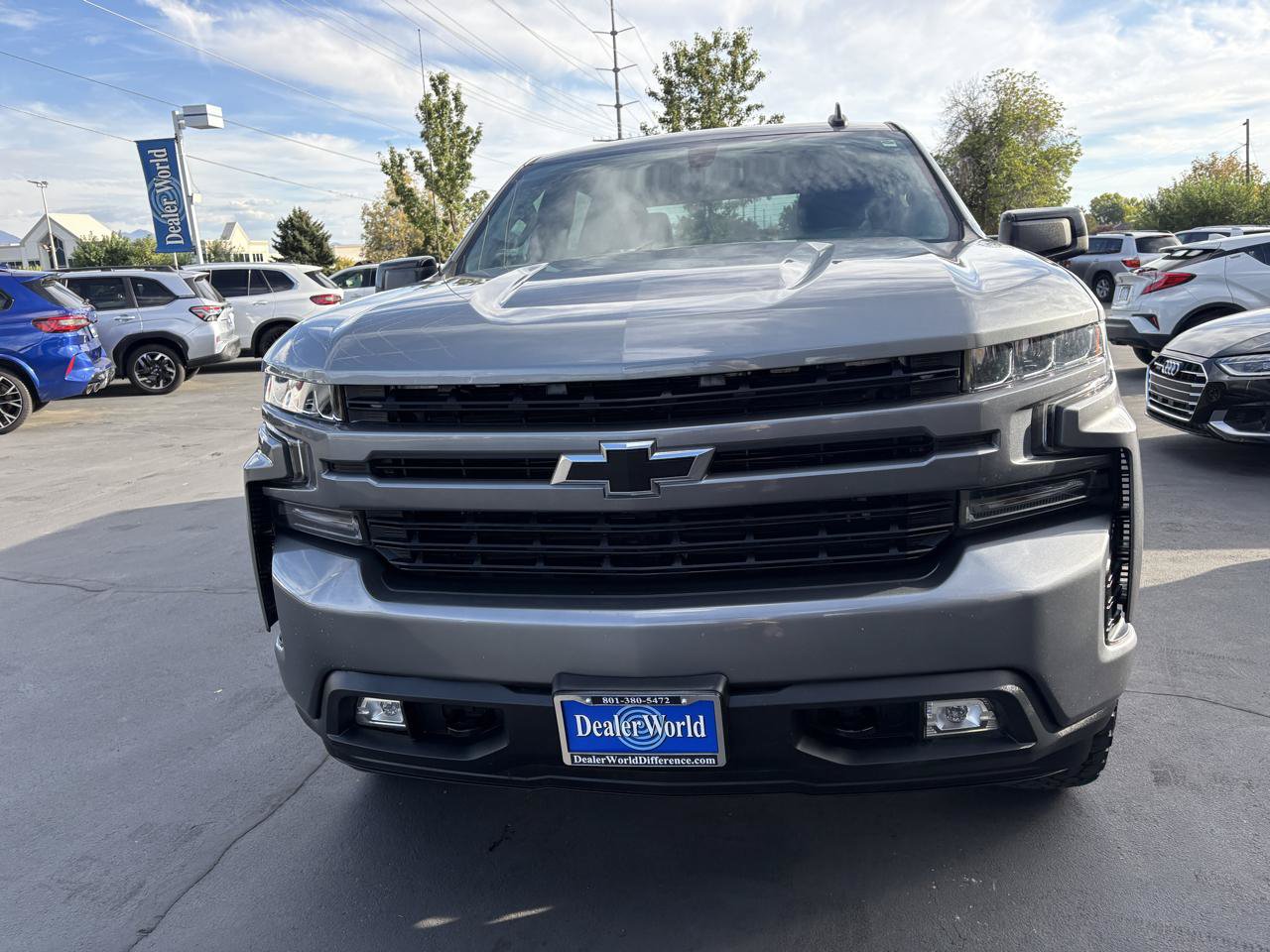 Used 2019 Chevrolet Silverado 1500 RST AWD/4WD image 2