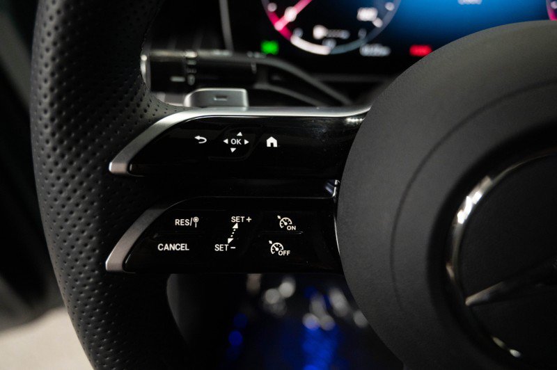 Certified 2025 Mercedes-Benz GLC 300 4MATIC image 23