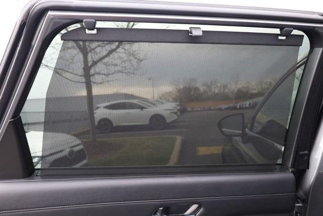 Certified 2025 Nissan Pathfinder SL AWD/4WD image 24