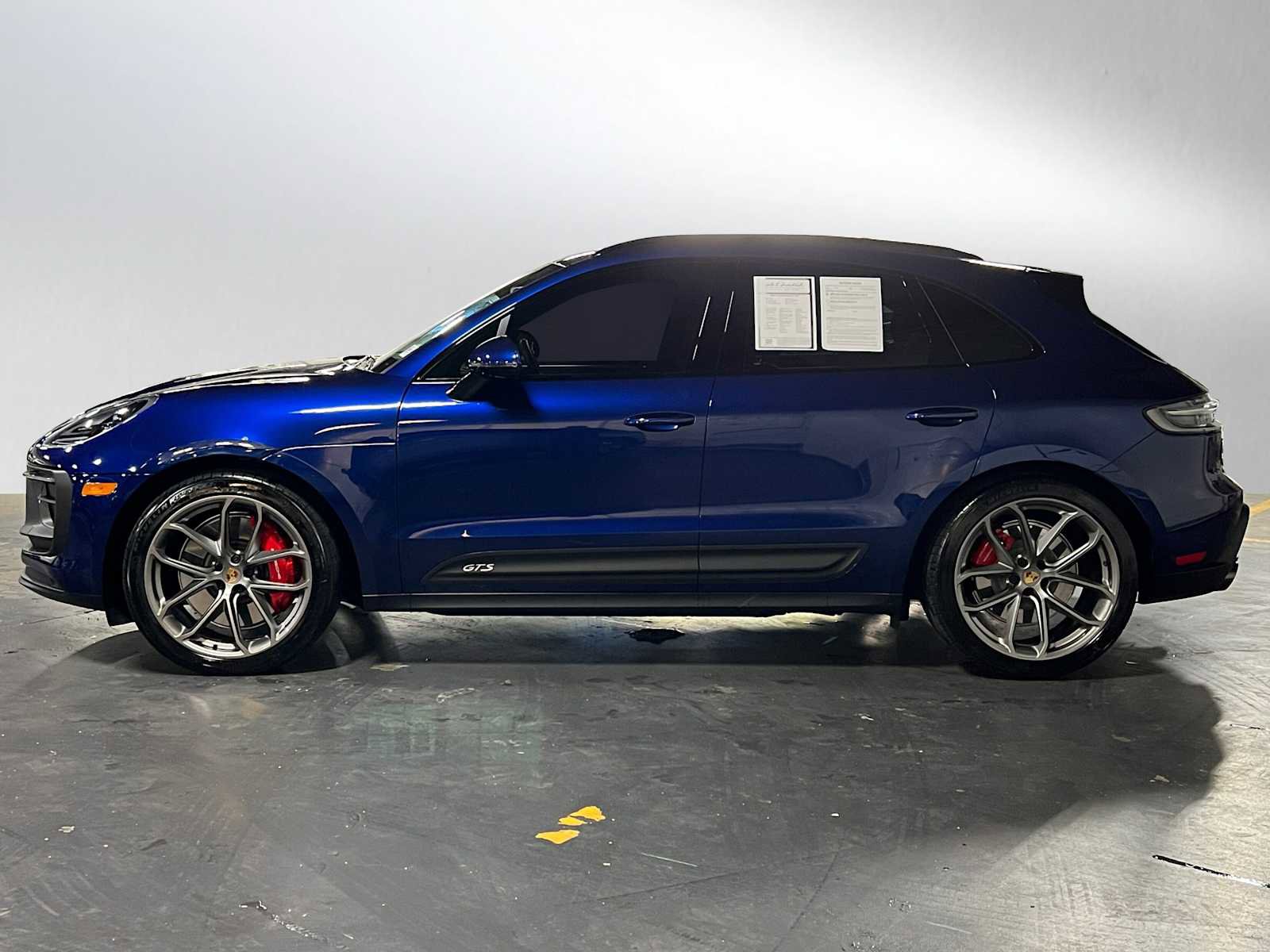 Used 2024 Porsche Macan GTS image 6