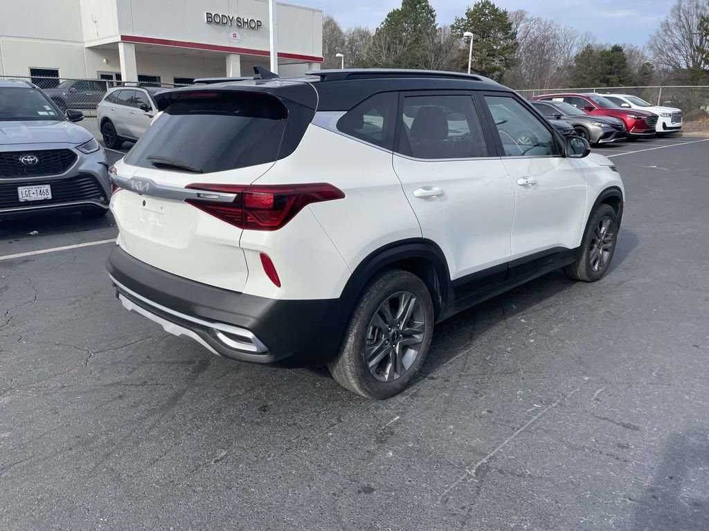 Used 2023 Kia Seltos S image 10