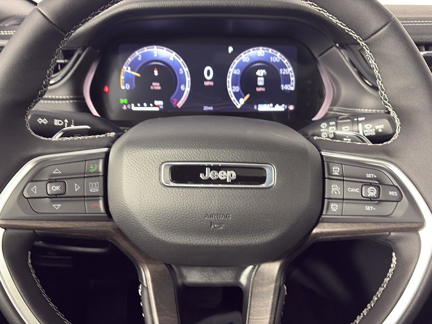 New 2026 Jeep Grand Cherokee Altitude AWD/4WD image 14
