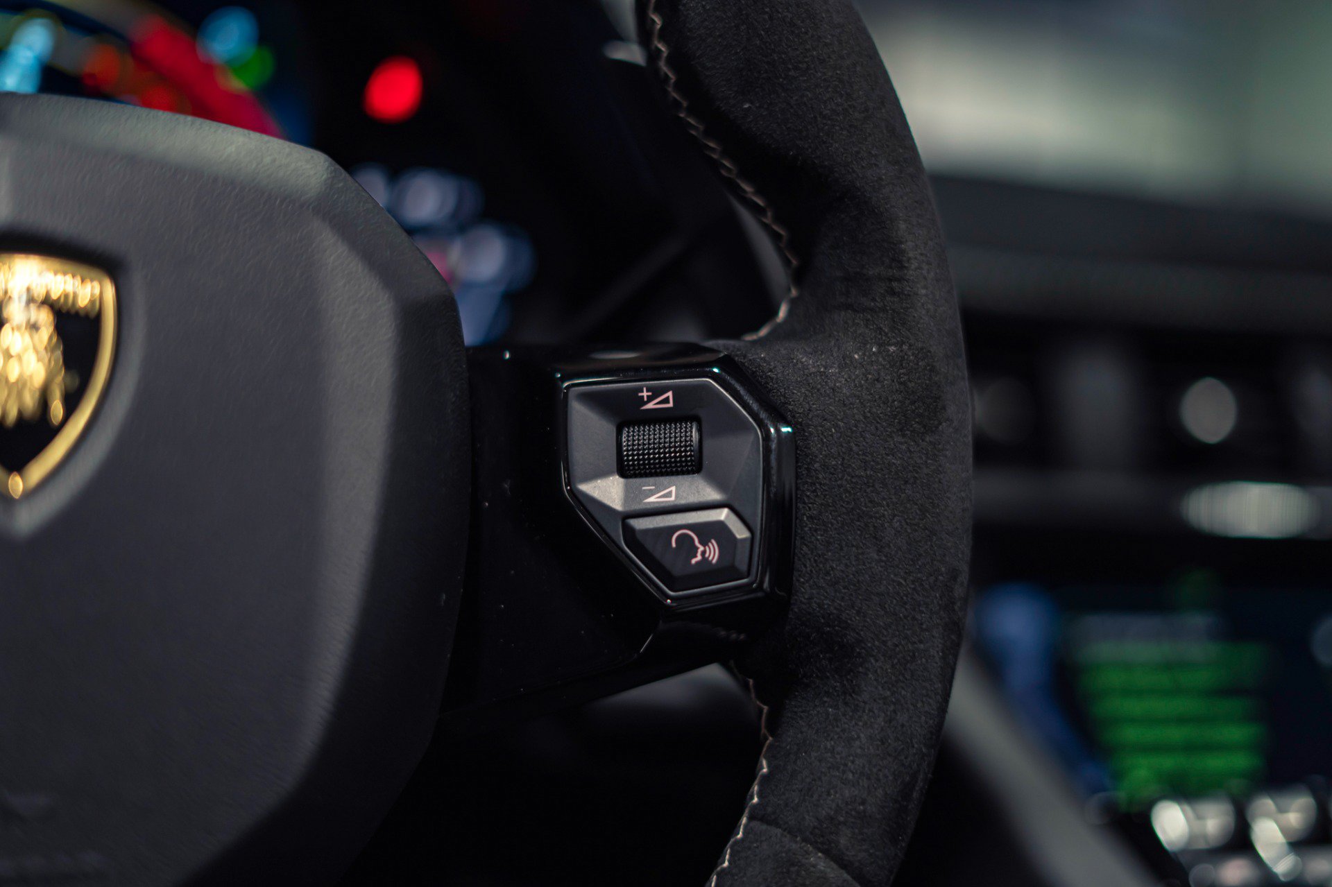 Used 2020 Lamborghini Aventador SVJ AWD/4WD image 49