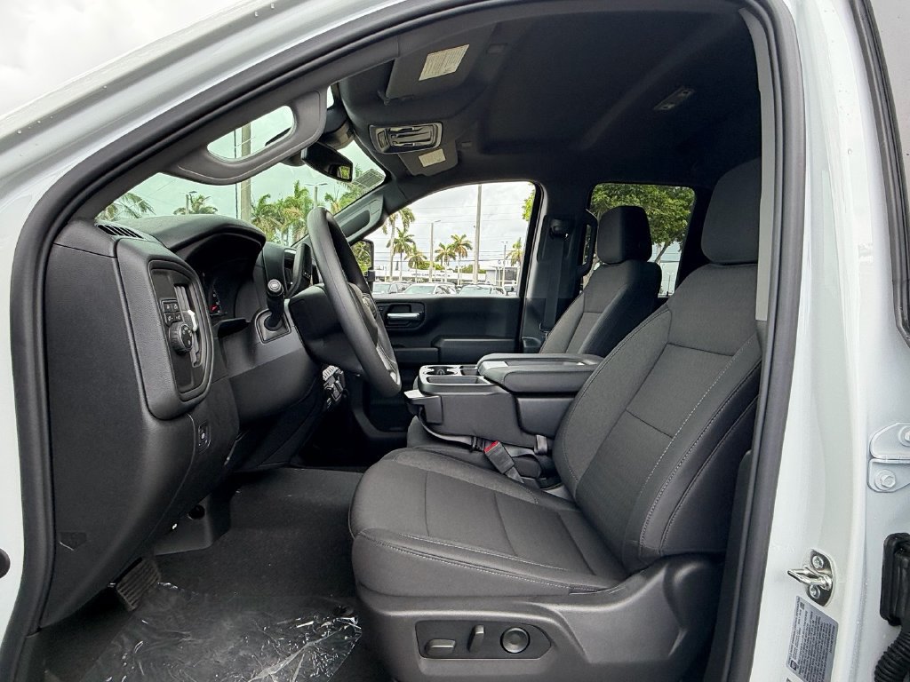 New 2026 Chevrolet Silverado 2500 Custom w/ Custom Value Package RWD image 9