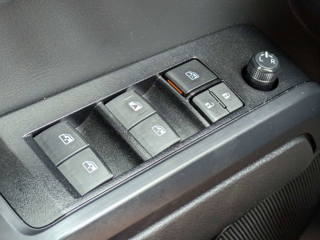 Used 2023 Toyota Tacoma SR AWD/4WD image 23