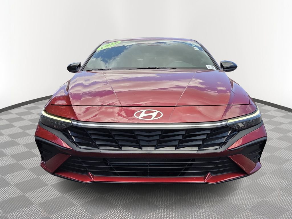 Used 2025 Hyundai Elantra Sport FWD image 8