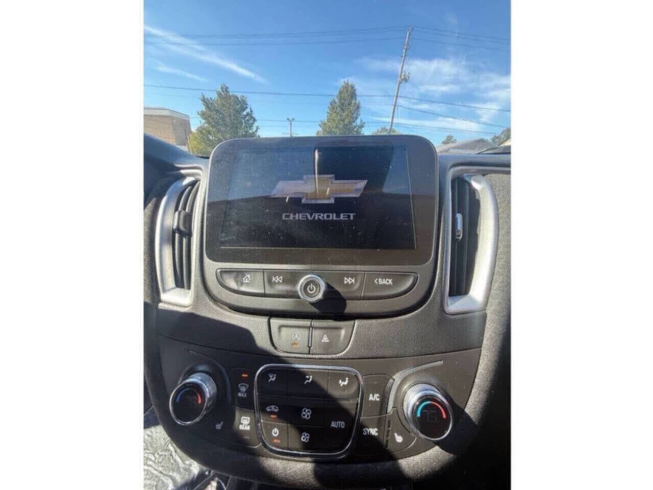 Used 2023 Chevrolet Malibu LT w/ Driver Confidence Package image 14