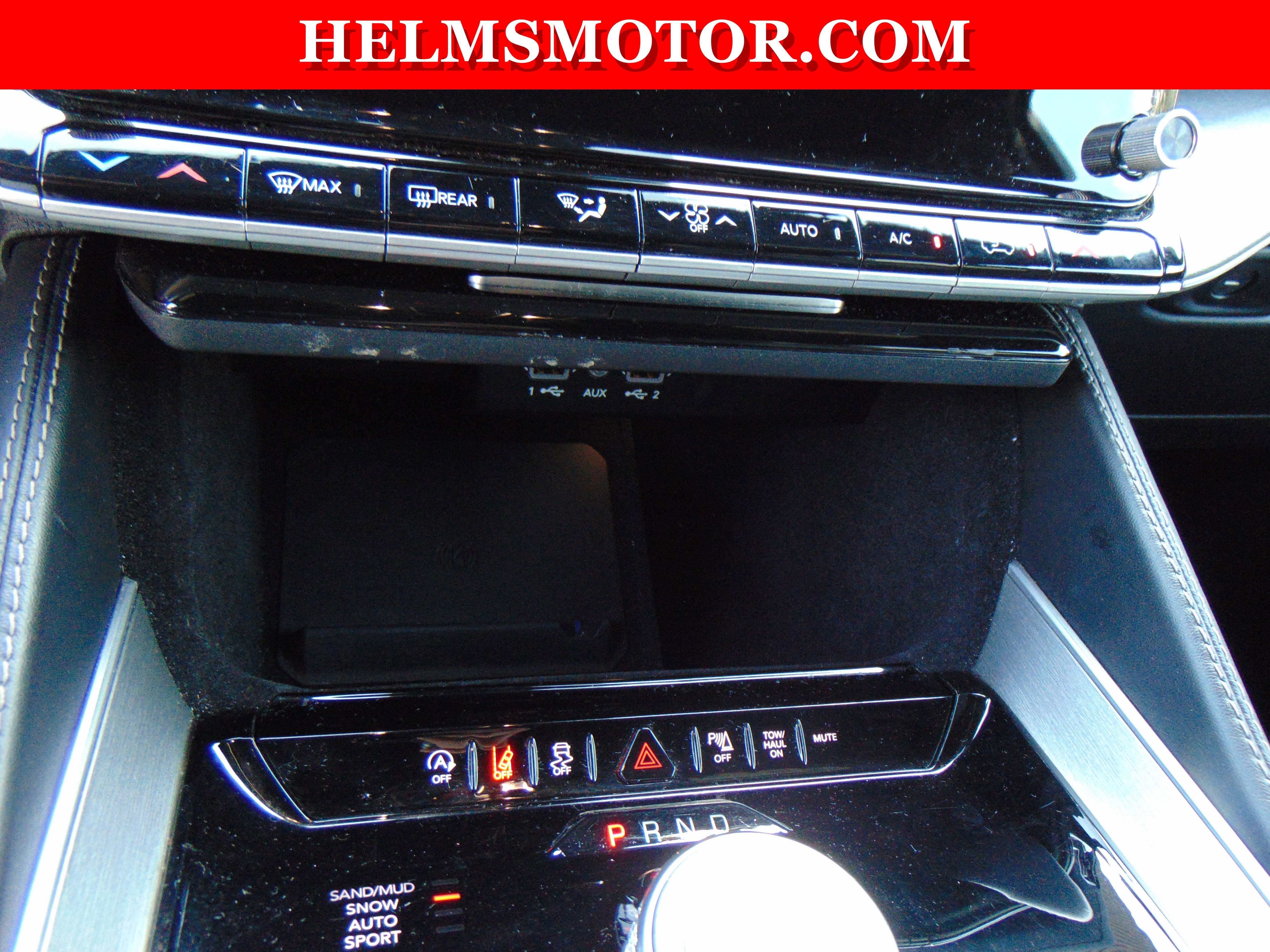 Certified 2025 Jeep Wagoneer 4WD image 26