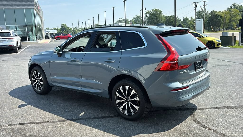 Certified 2023 Volvo XC60 B5 Core w/ Climate Package AWD/4WD image 4