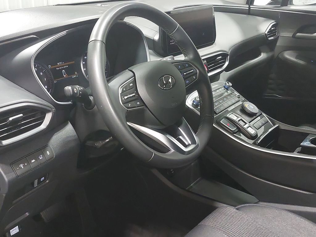 Certified 2023 Hyundai Santa Fe SEL image 16