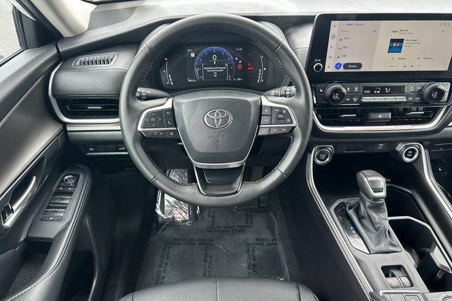 Certified 2026 Toyota Grand Highlander AWD image 18