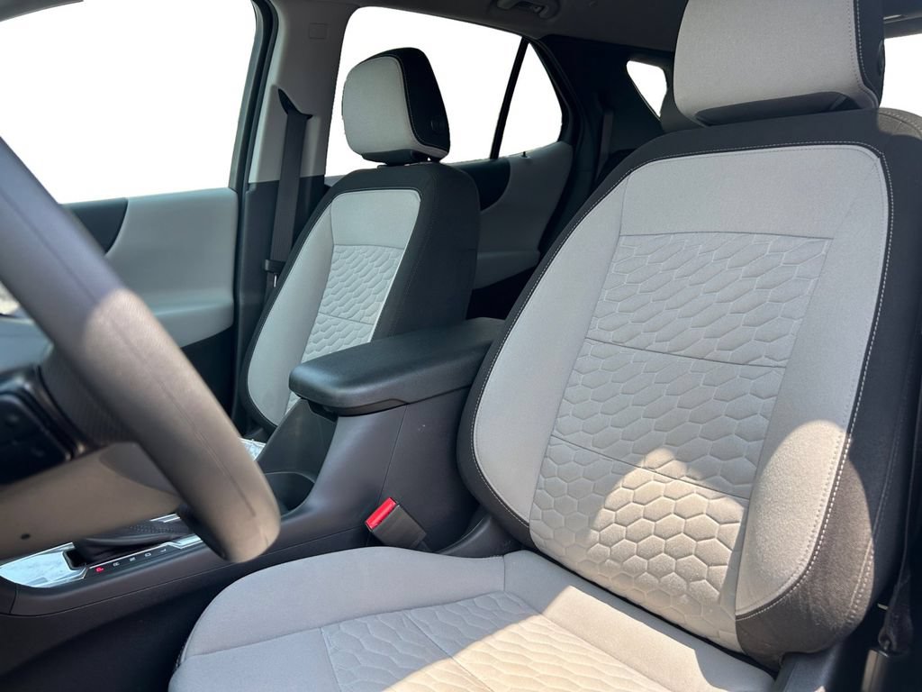 Used 2021 Chevrolet Equinox LS w/ LS Convenience Package FWD image 24