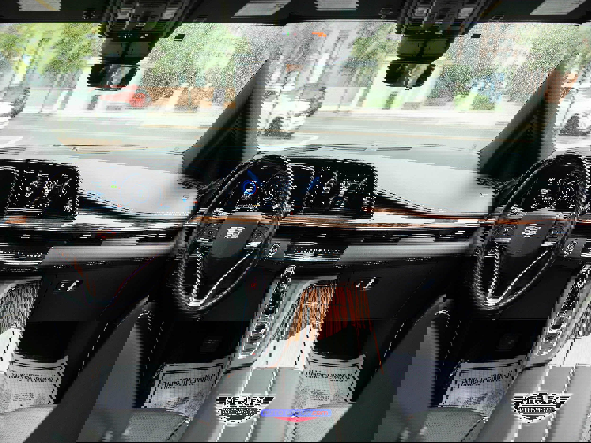 Used 2022 Cadillac Escalade ESV Premium Luxury image 14