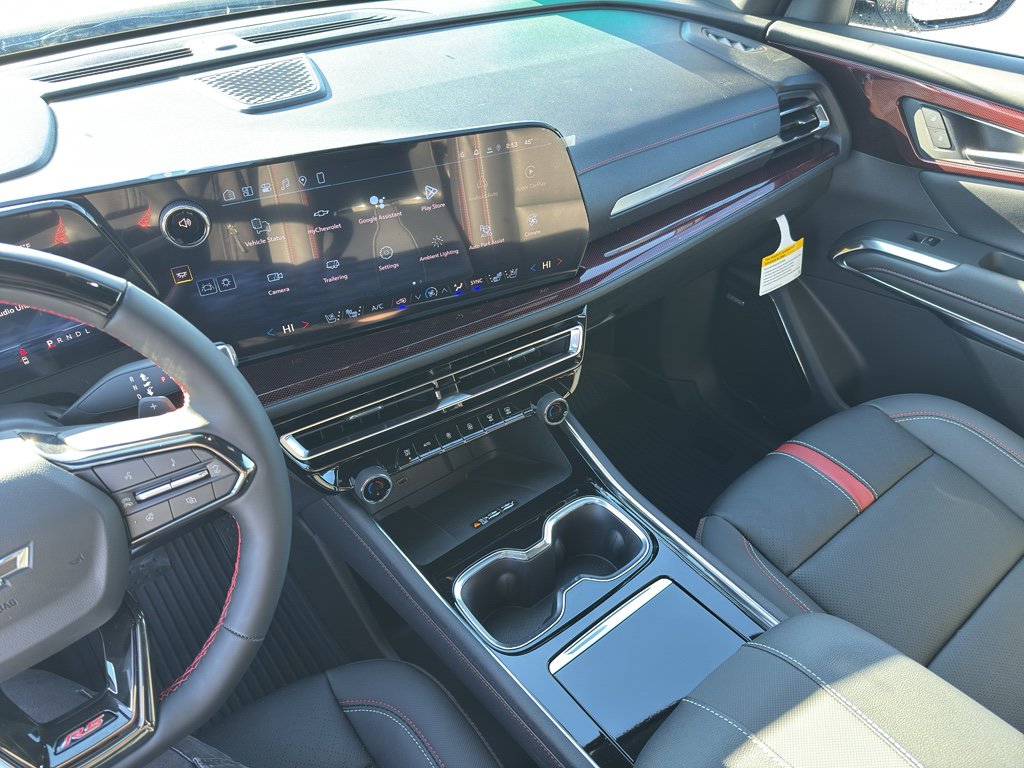 New 2026 Chevrolet Traverse RS w/ LPO, Floor Liner Package AWD/4WD image 17