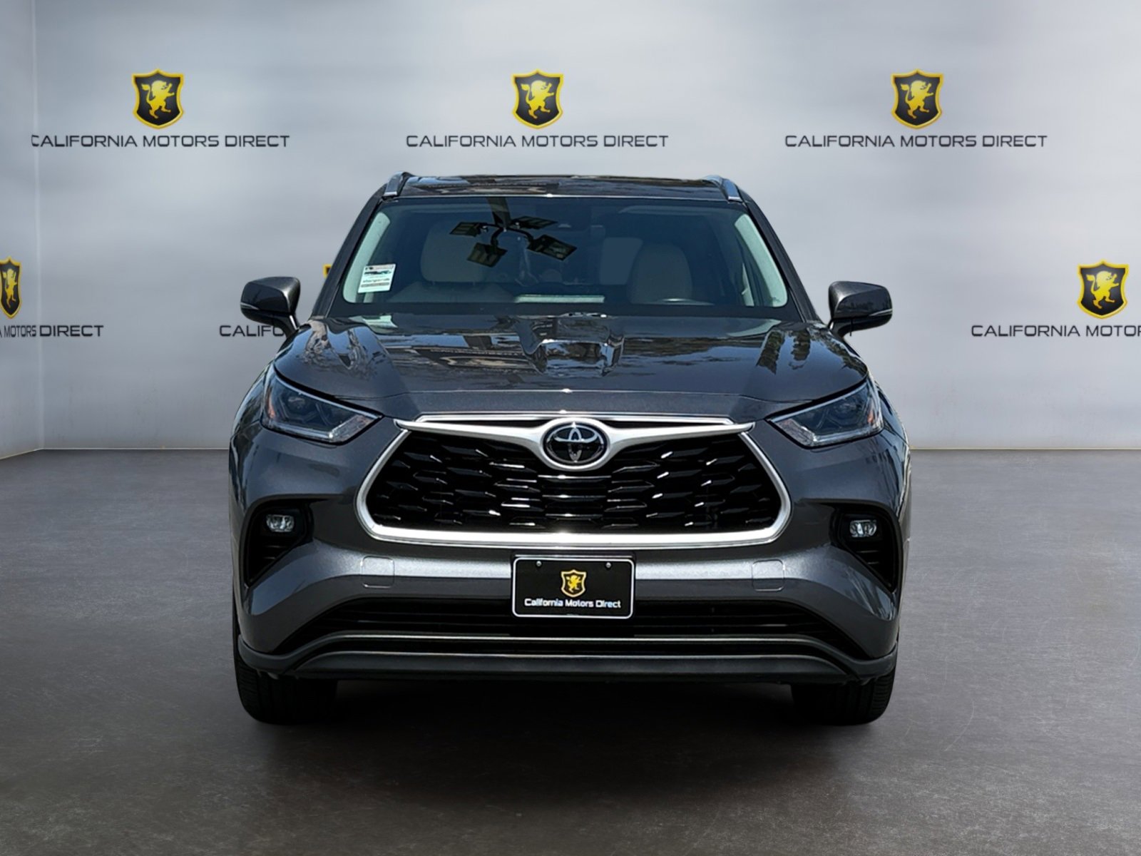 Used 2021 Toyota Highlander XLE image 8
