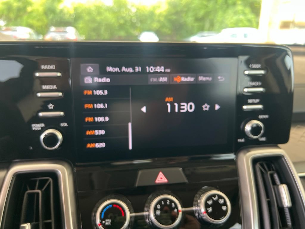 Certified 2022 Kia Sorento LX FWD image 46