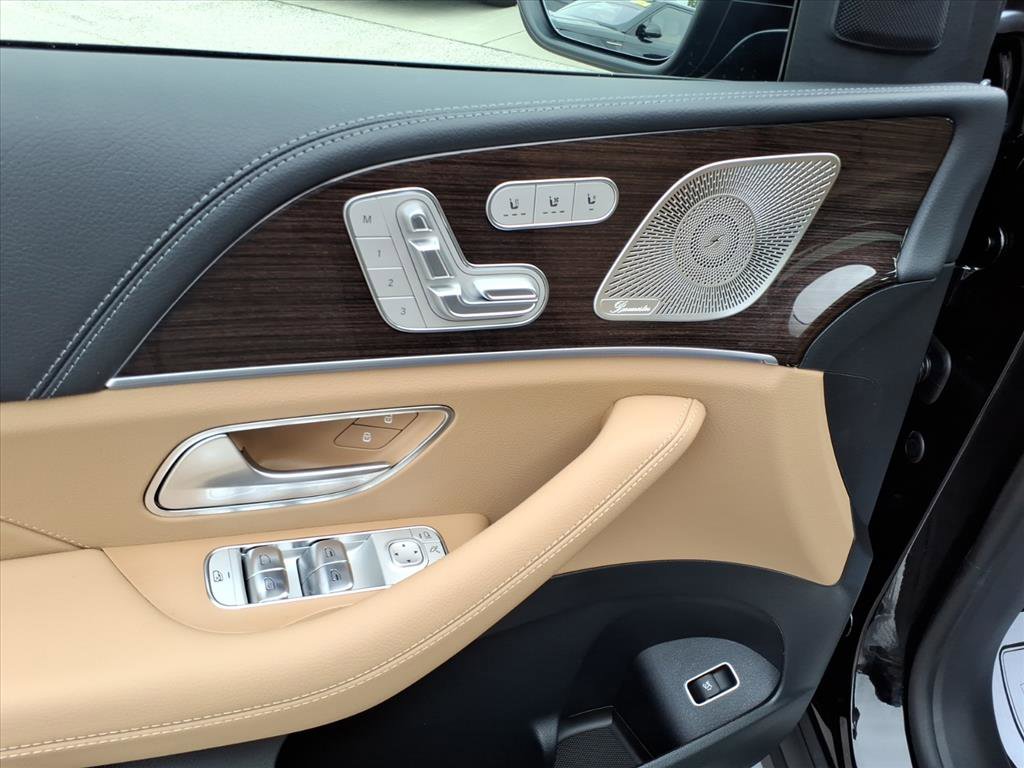 New 2026 Mercedes-Benz GLE 580 4MATIC image 14