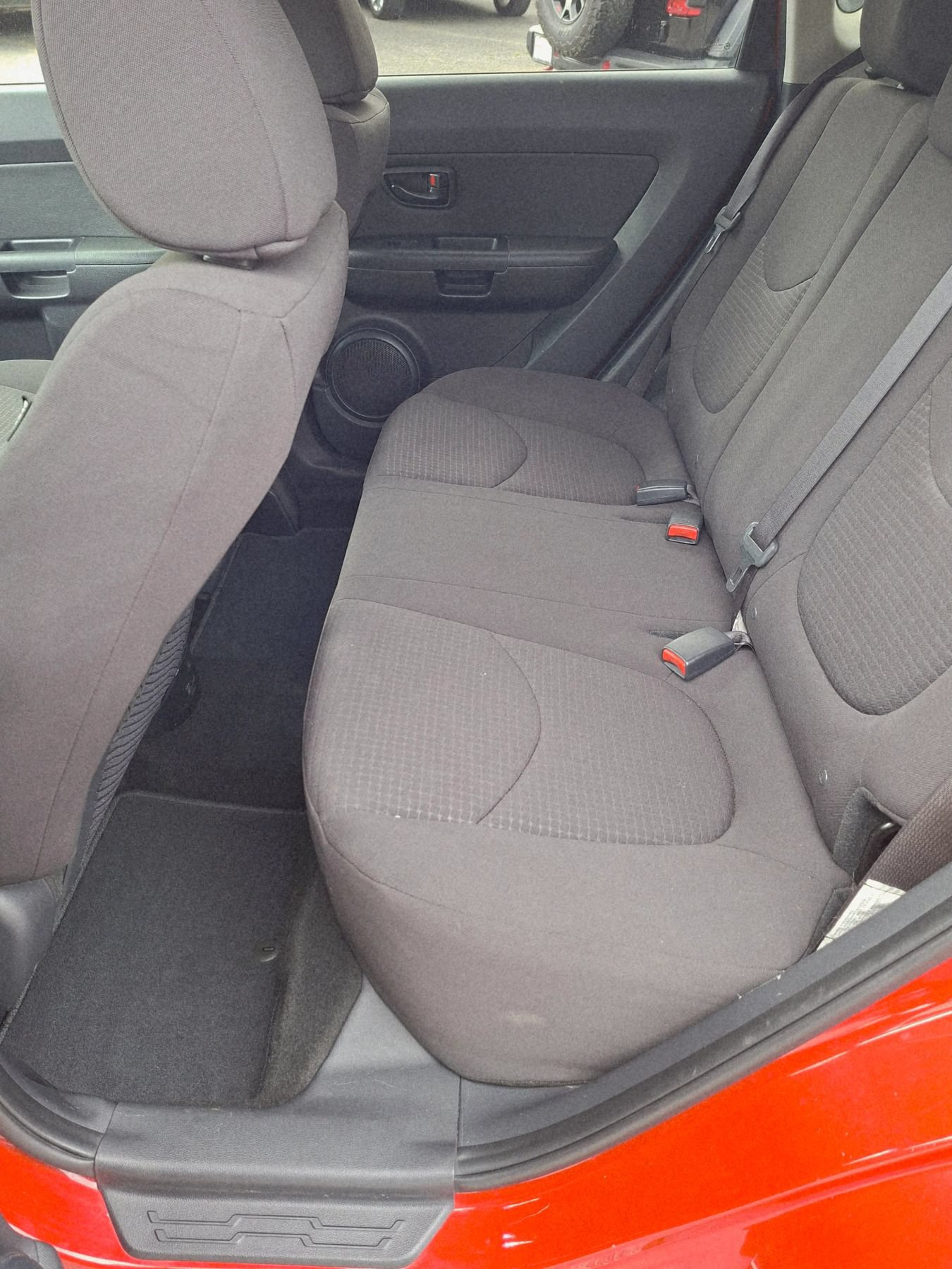 Used 2013 Kia Soul FWD image 9