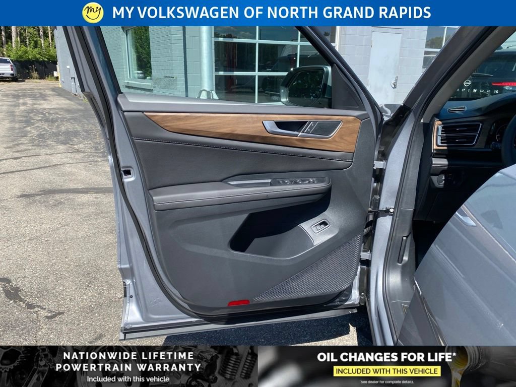 New 2026 Volkswagen Atlas SE AWD/4WD image 6