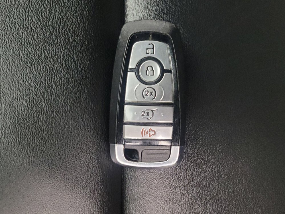 Used 2023 Ford Explorer XLT w/ Equipment Group 202A image 32